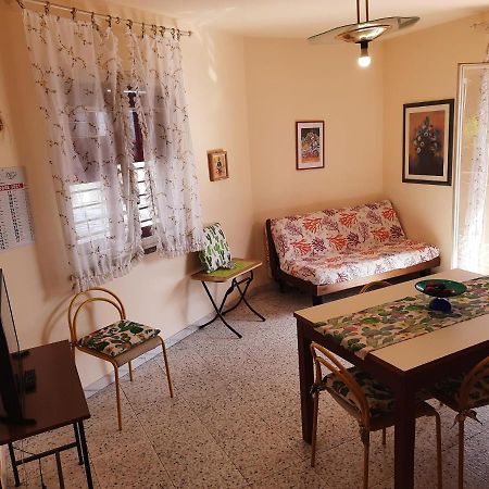 Casa Susanna Fondachello  Eksteriør billede